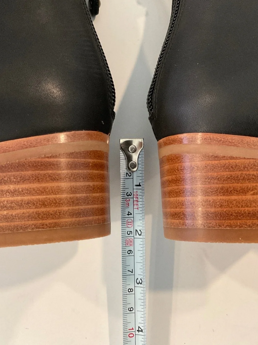 SOLUDOS Venetian Bootie in Black Leather Size  7.5 NEW